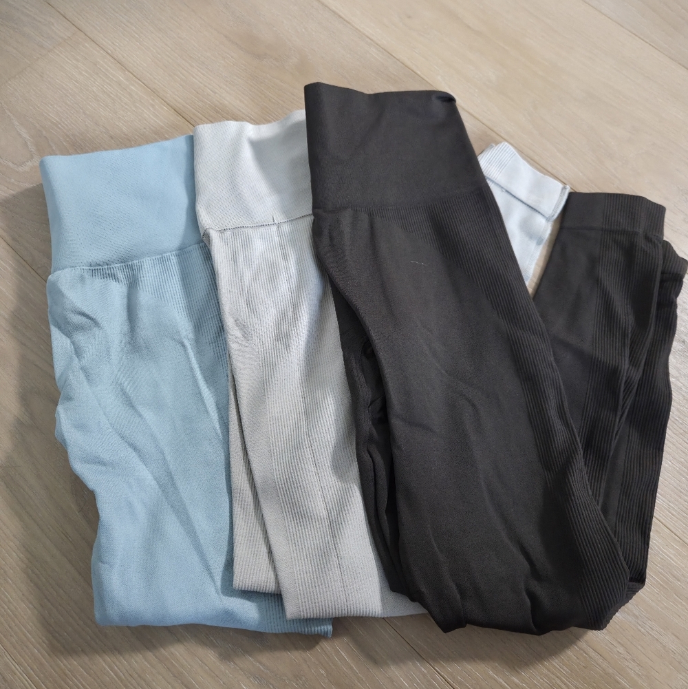 SET Active Seamless High-Waist Leggings in Espresso, Light Blue, Light Gray